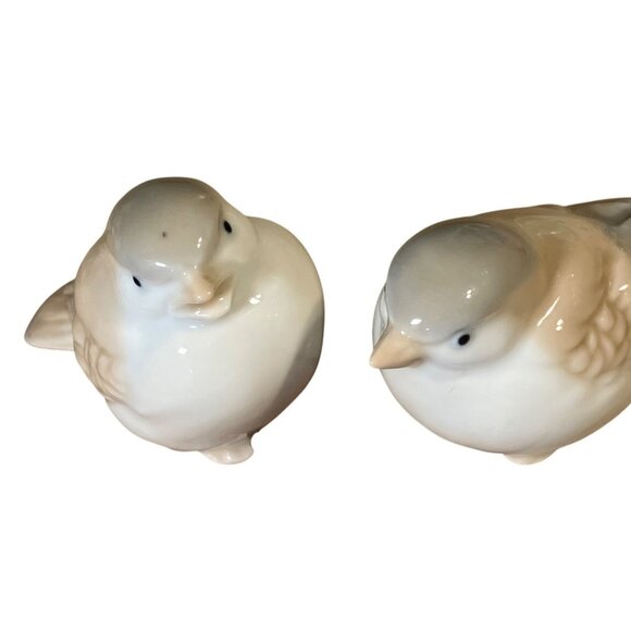 Ceramic Bird Figurines Set Of 2  Decorative Home Accent Collectibles - Picture 2 of 9